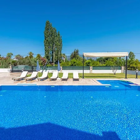 Alanya Sleeps 14 With Pool Air Con And Wifi * Çandır