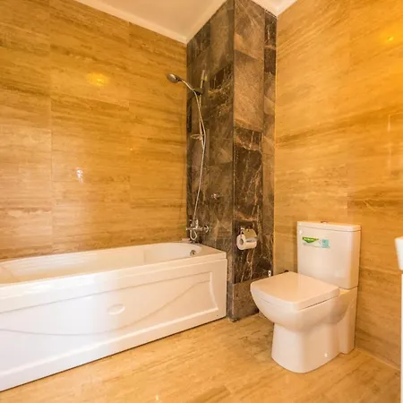 Alanya Sleeps 14 With Pool Air Con And Wifi Villa *