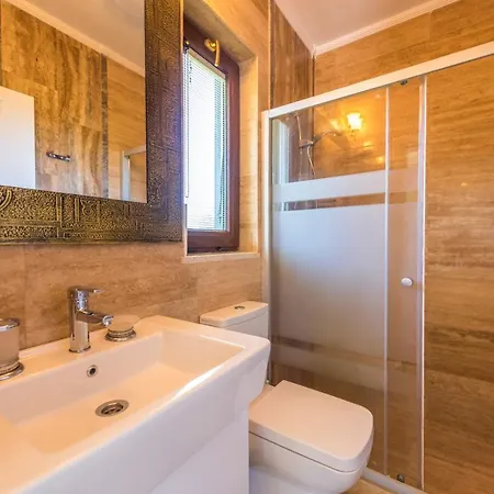 Alanya Sleeps 14 With Pool Air Con And Wifi * Çandır